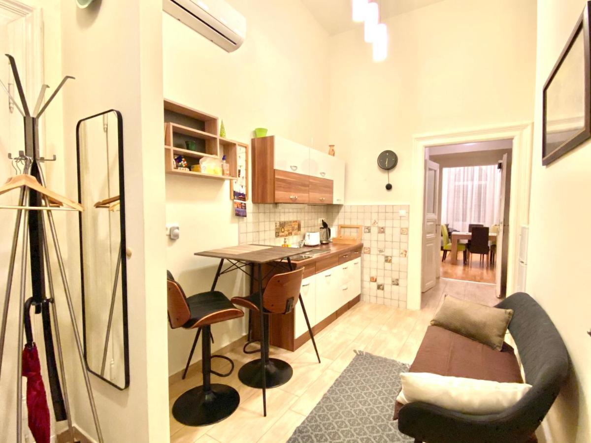 Teresa Apartment Budapest Luaran gambar